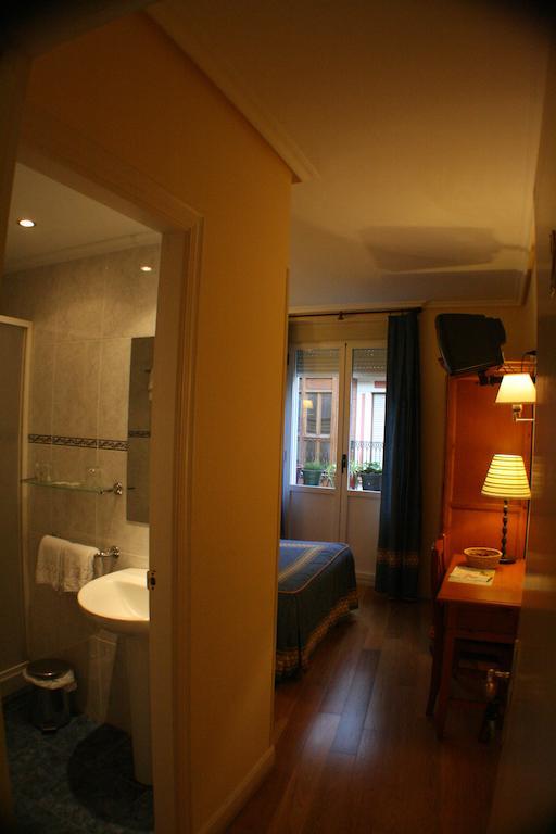 Guest house Pension Bilbao