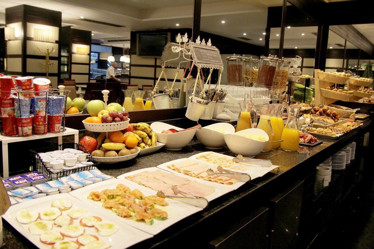 Hotel Conde Duque 3*