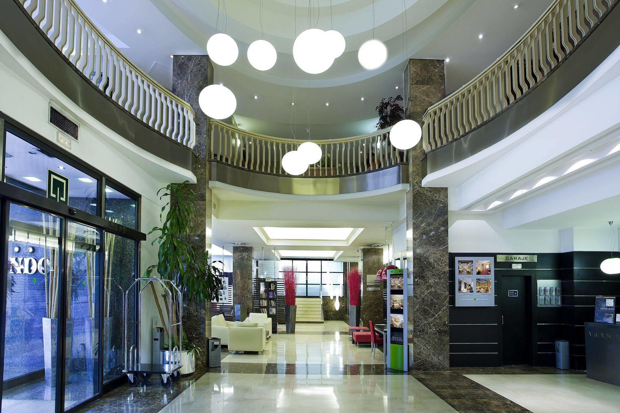 Hotel Abando 4*