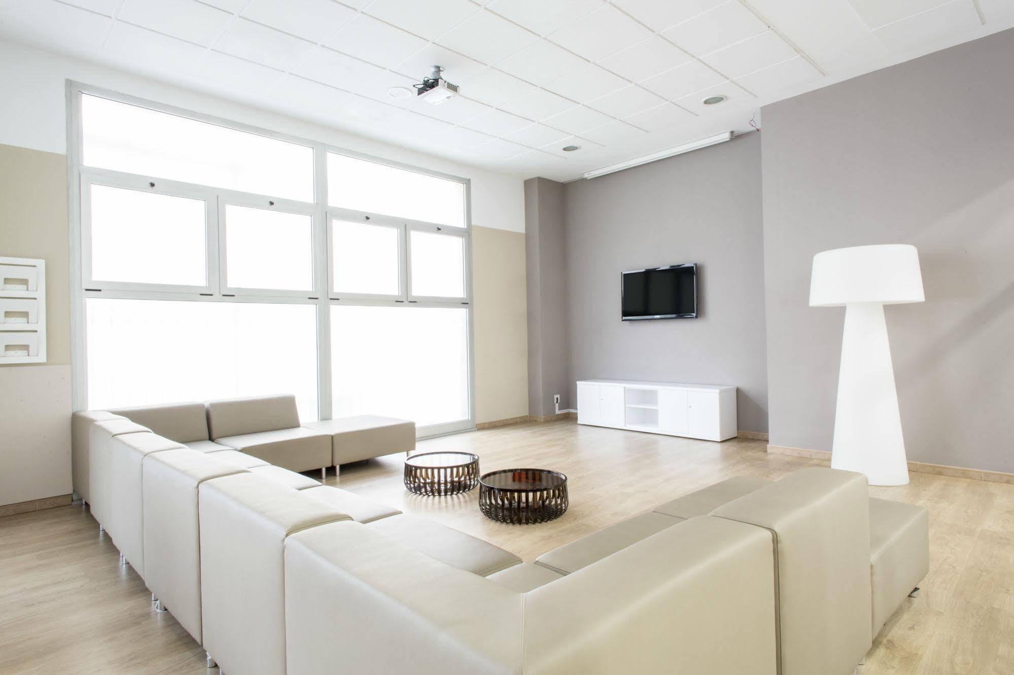 Residencia Universitaria Blas De Otero * Bilbao