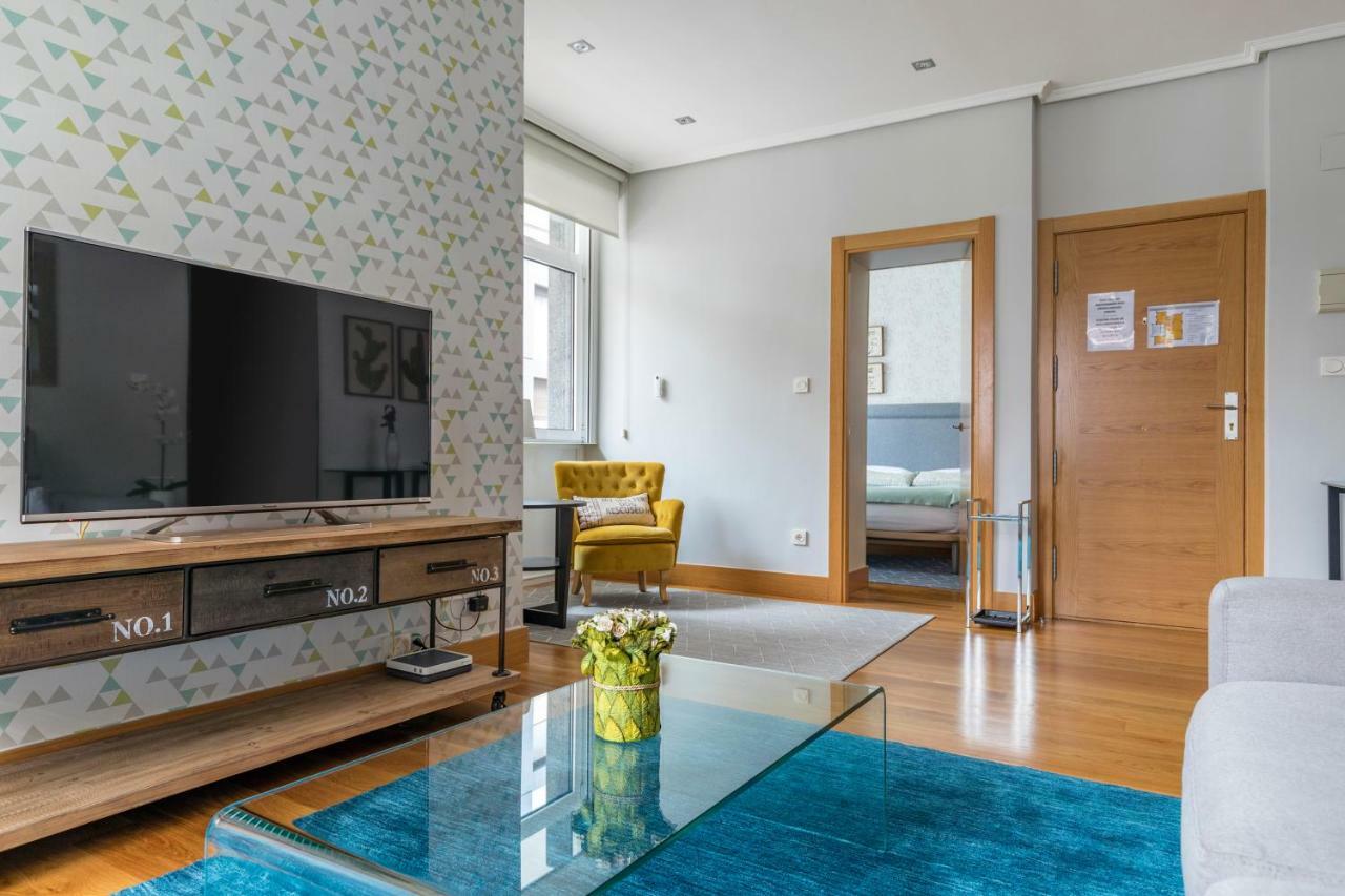 Apartment Art Gallery By Forever Bilbao