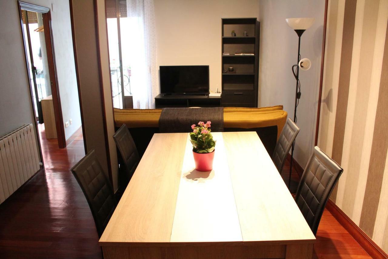 Center Parking Apartment Bilbao