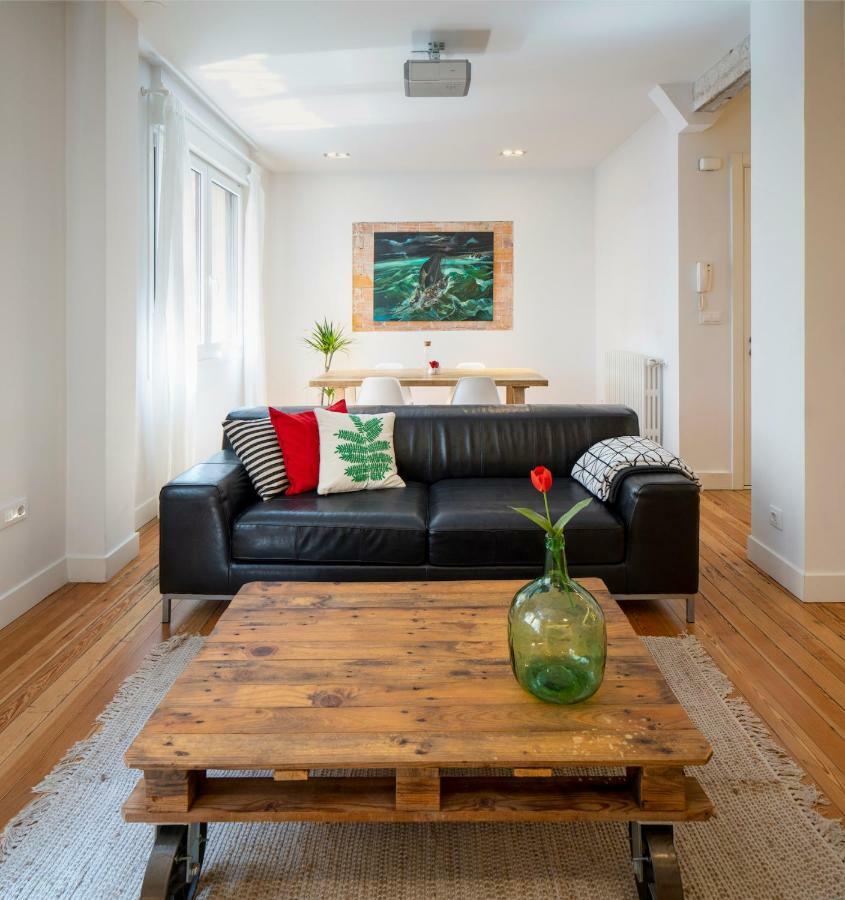Great Location & 130m2! Guggenheim & Parking *