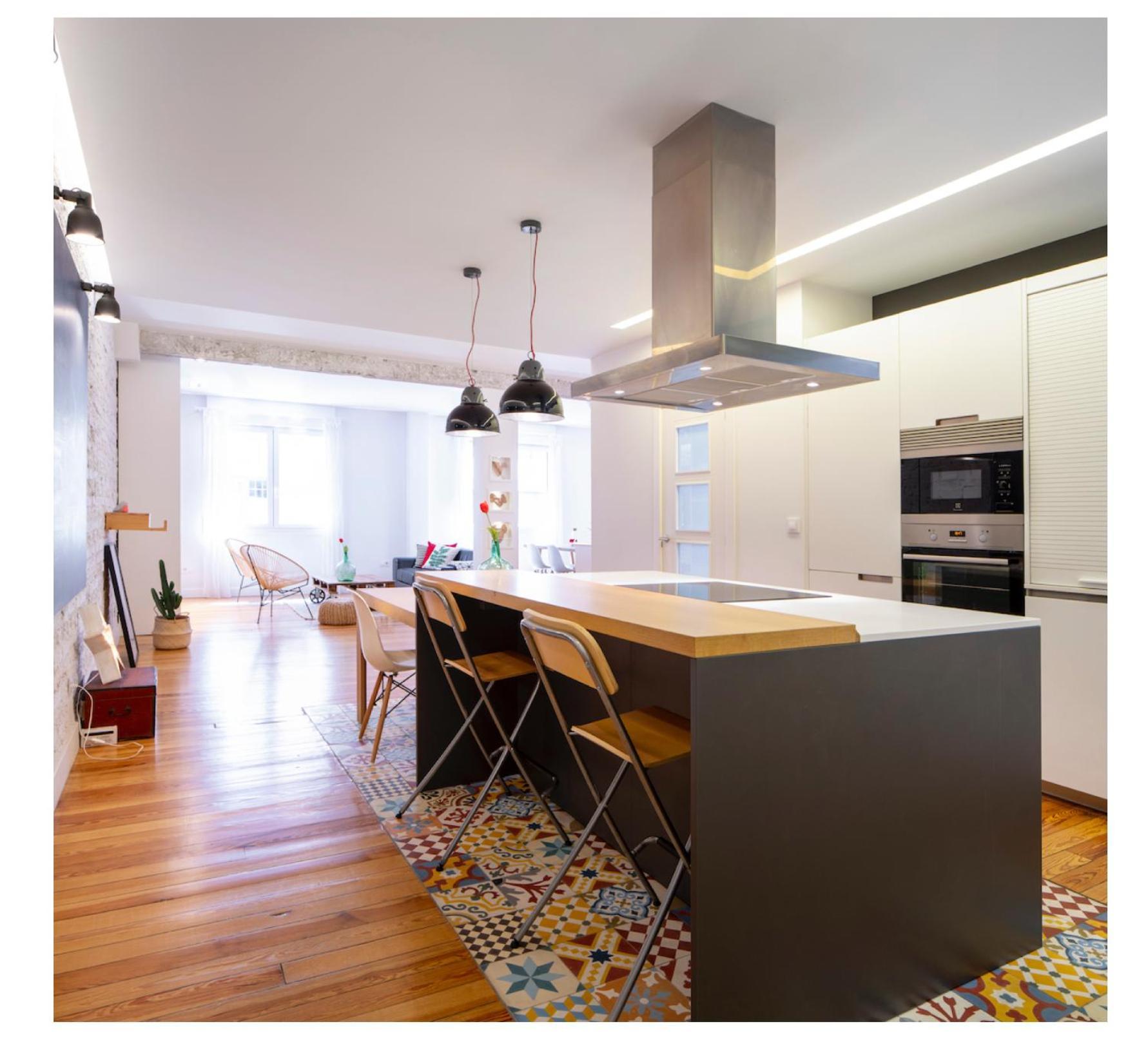 Great Location & 130m2! Guggenheim & Parking