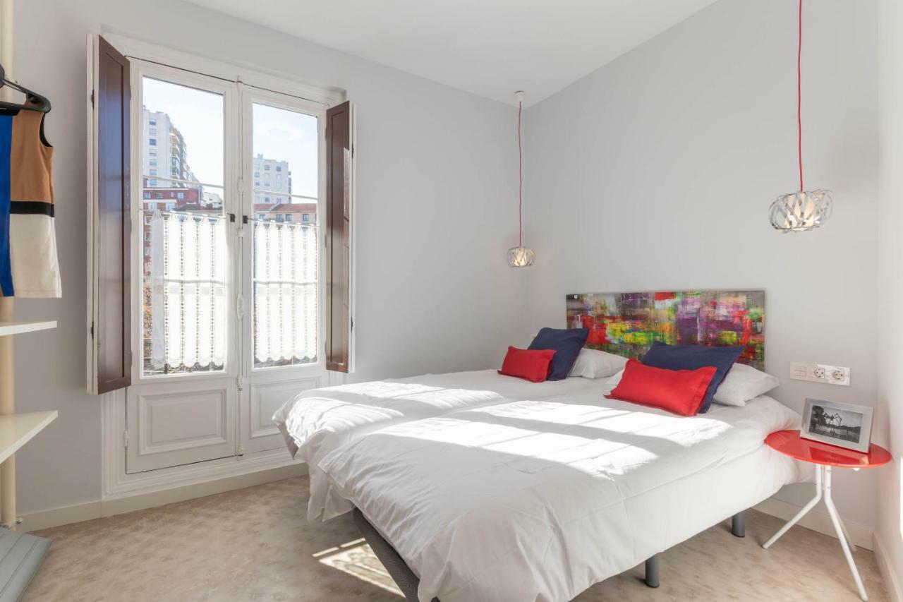 Acogedor, De Diseño Moderno En Zona Antigua Bilbao