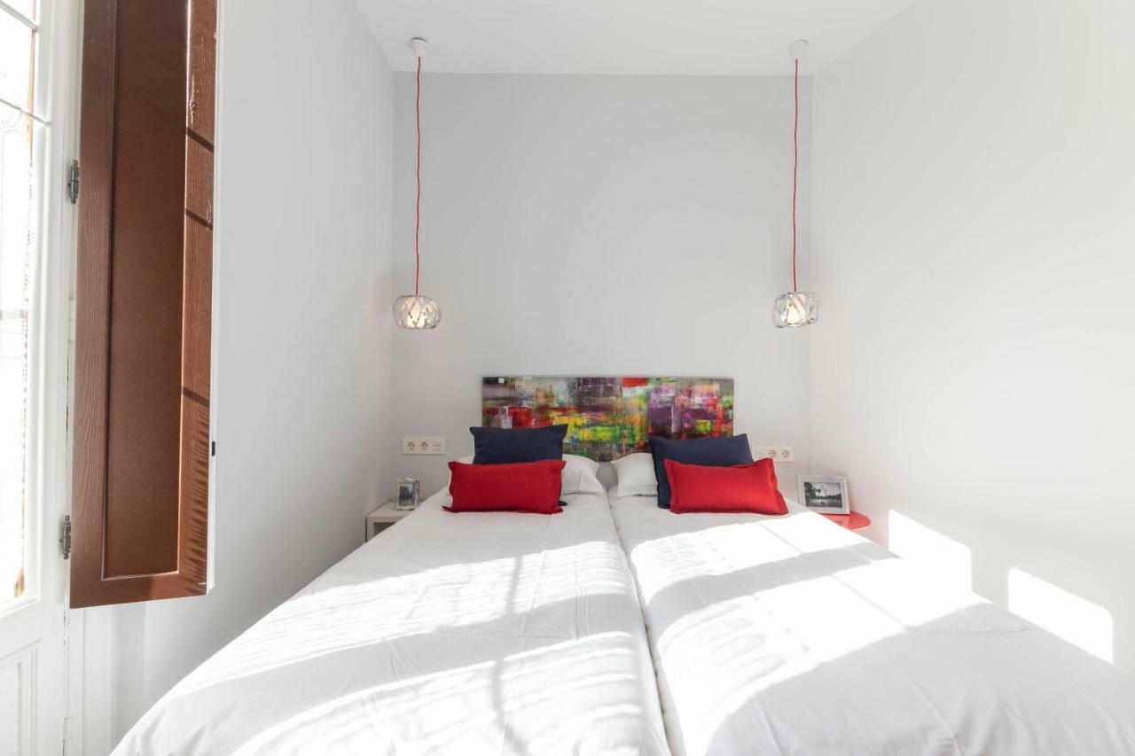 Acogedor, De Diseño Moderno En Zona Antigua Apartamento *