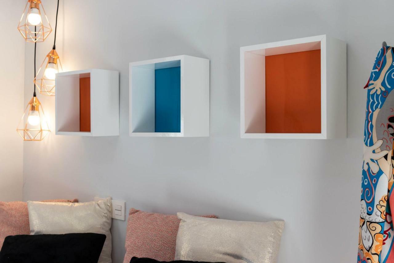 Acogedor, De Diseño Moderno En Zona Antigua *