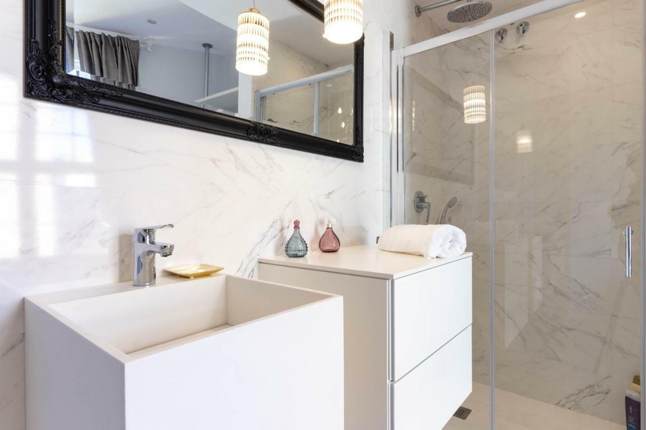 Apartamento Acogedor, De Diseño Moderno En Zona Antigua