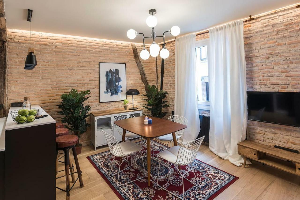 Apartamento De Carácter Moderno By S@h! Bilbao