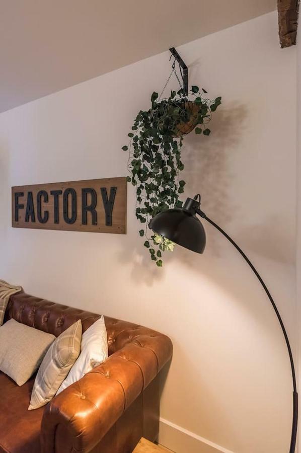 Apartamento De Carácter Moderno By S@h! *