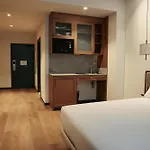 Batimont Suites & Apartments