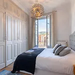 Confort y Diseño con Vistas al Casco Viejo