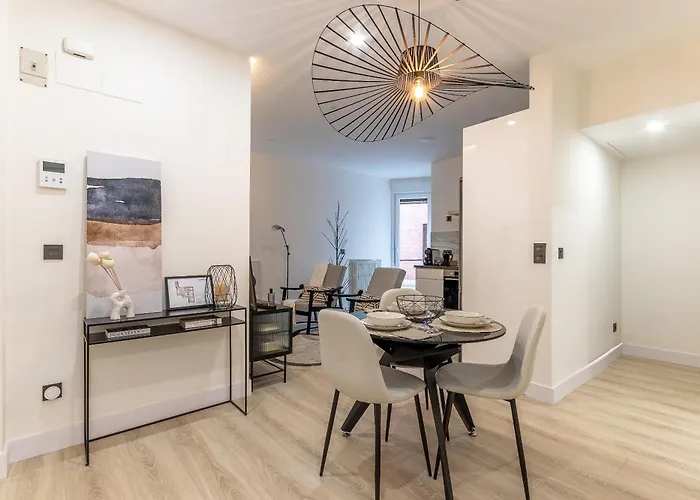 Casco Viejo Chic&Cozy - Free Parking