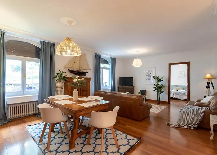 Bilbao Volantin I By Aston Rentals