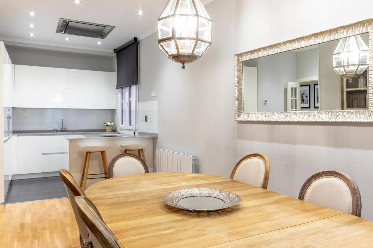 Amplio Y Elegante En Casco Viejo Con Parking Apartamento Bilbao