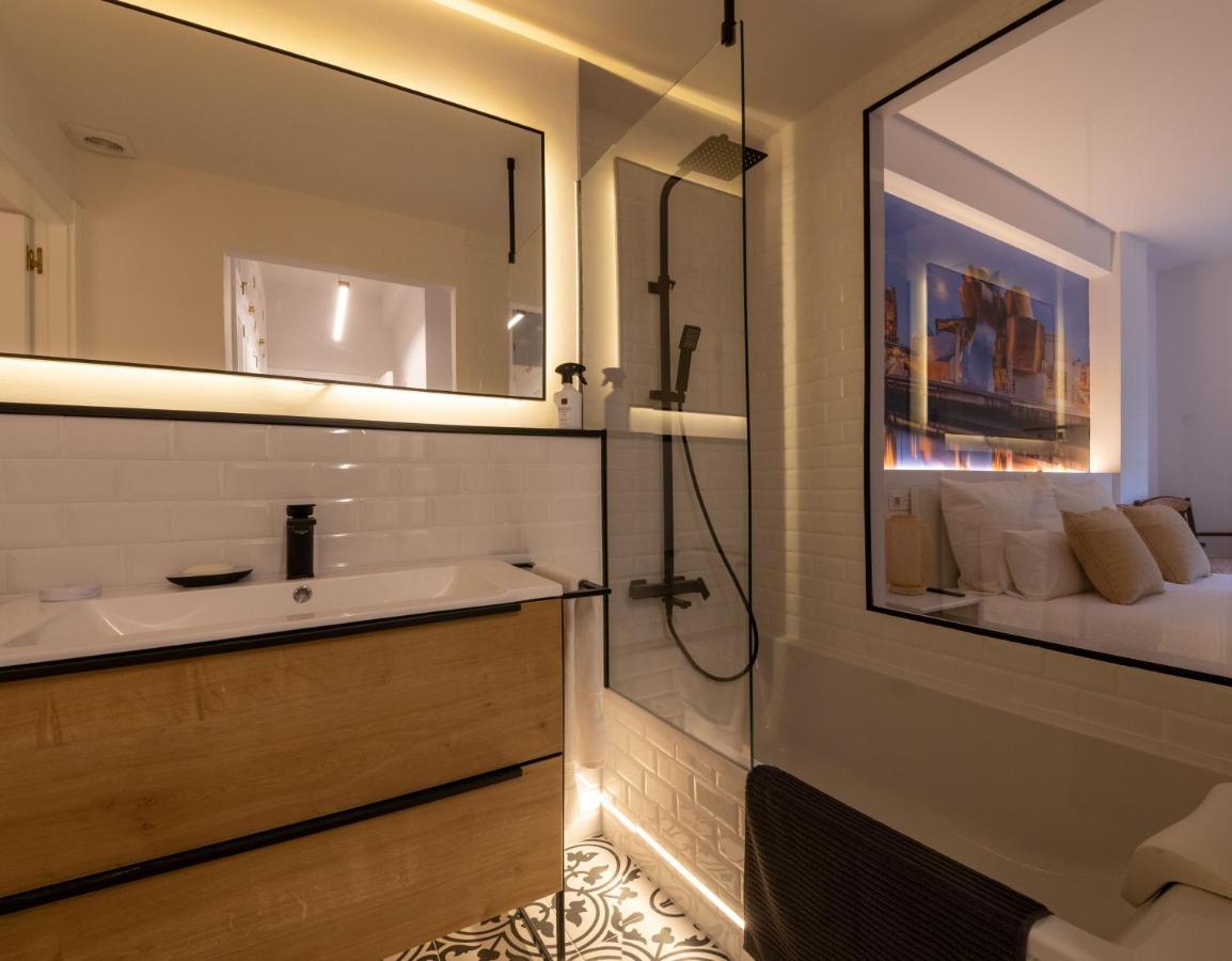 Henao Park De Suites, En Pleno Centro Con Garaje Directo Bilbao