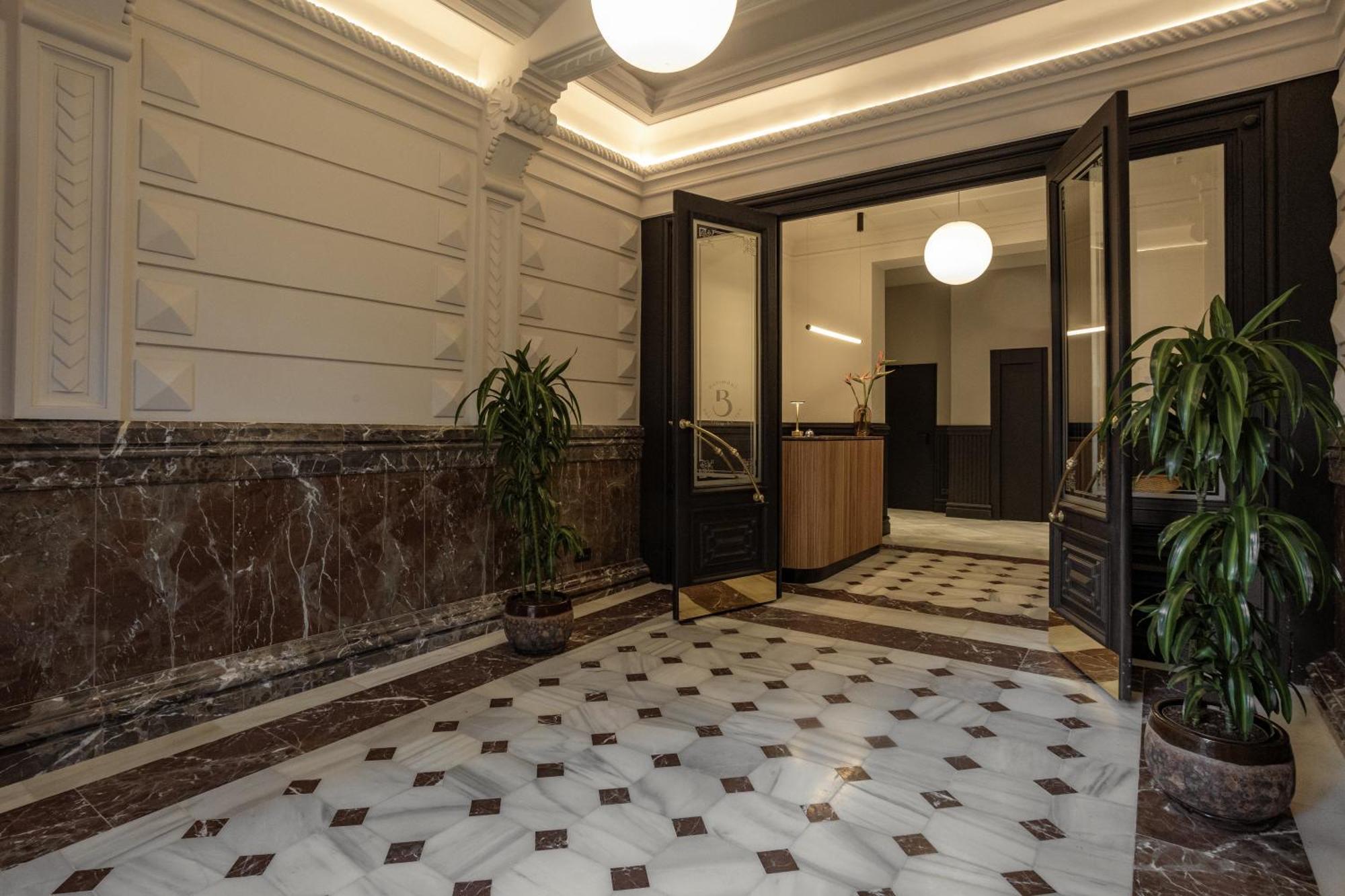 Batimont & Aparthotel Bilbao
