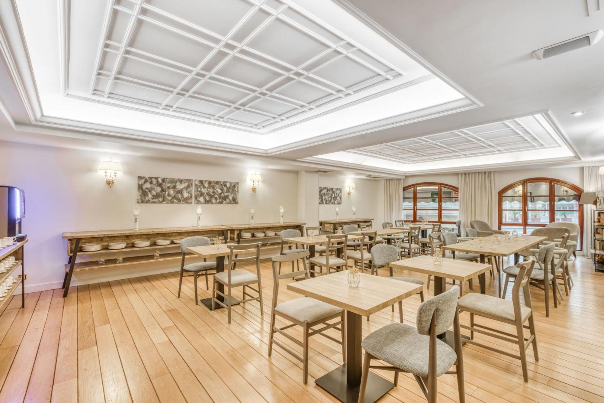 Hotel Sercotel Arenal 3*