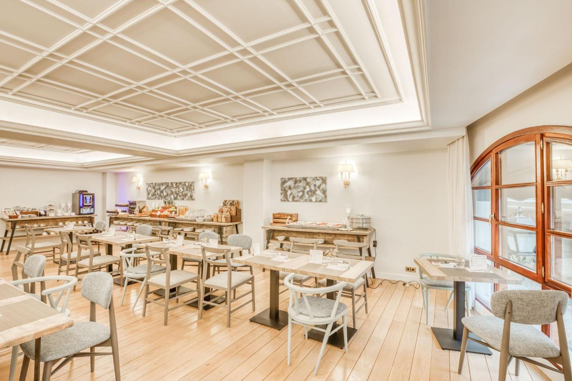Hotel Sercotel Arenal 3*