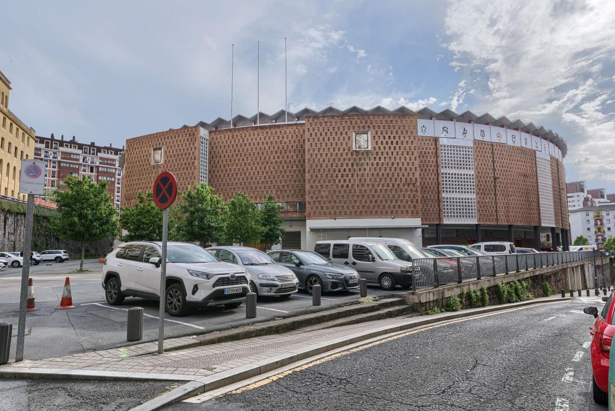 Azkuna Plaza & Vista Alegre By Next Stop Bilbao