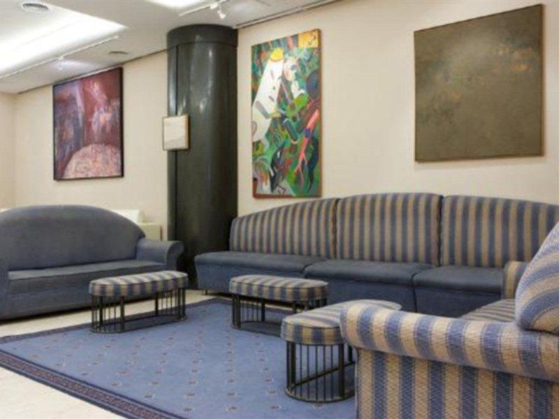 Nh Deusto Hotel 3*