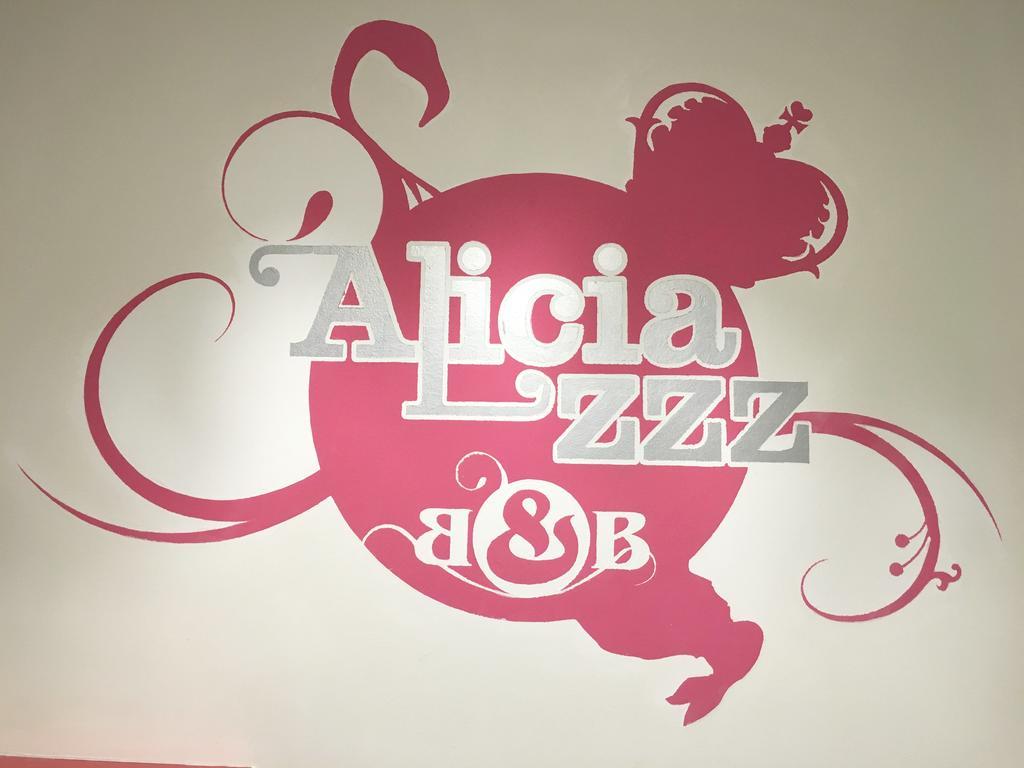 Pensión Aliciazzz 2*