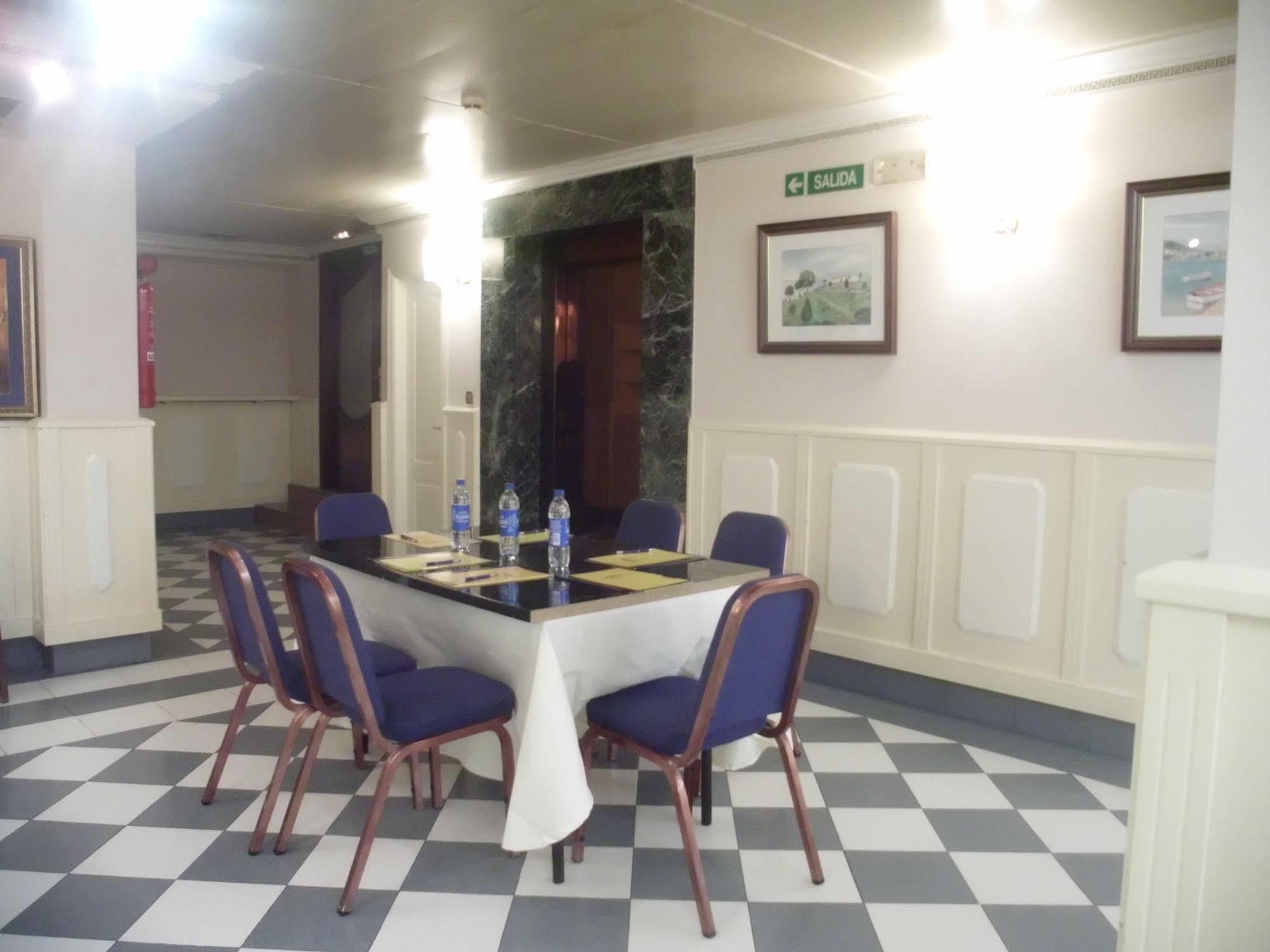 Sercotel Arenal Hotel 3*