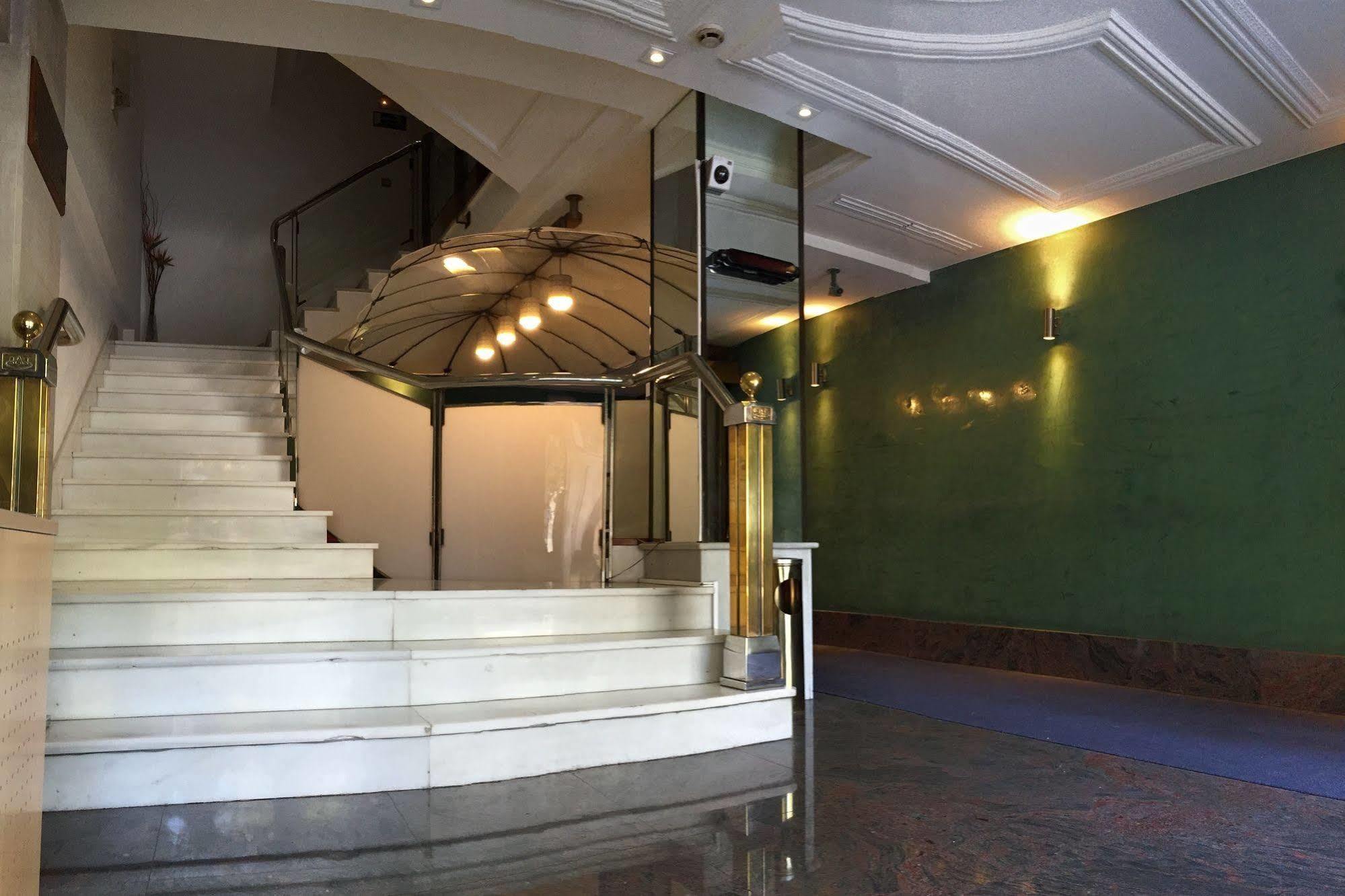 Sercotel Arenal 3* Bilbao