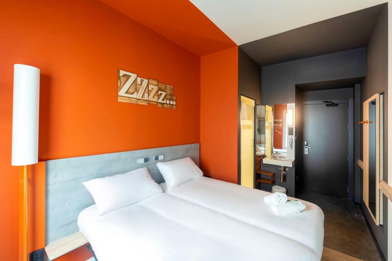 Ibis Budget Hotel *