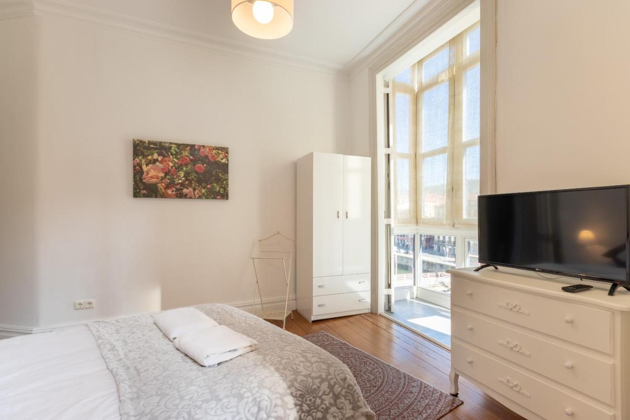Confort Y Diseño Con Vistas Al Casco Viejo Apartamento *