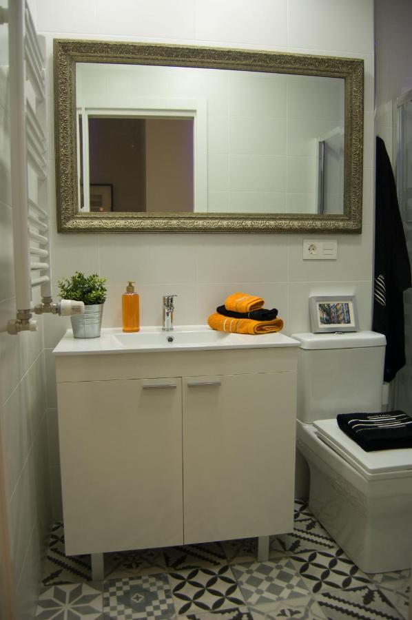 Apartamento Markelenea - - Casco Viejo - Parking - Wifi Gratis *