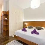 Volantin Apartment