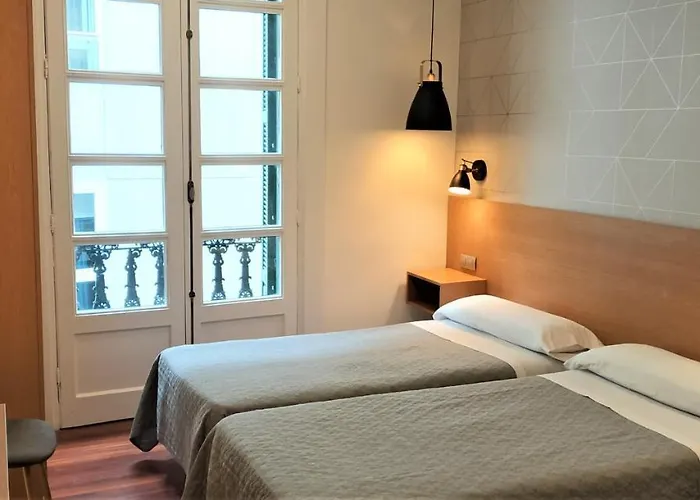 Roquefer Bilbao Central Rooms