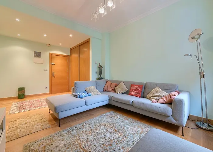 Encanto Y Confort En Calle Epalza - Tu Familia En El Corazon De Bilbao