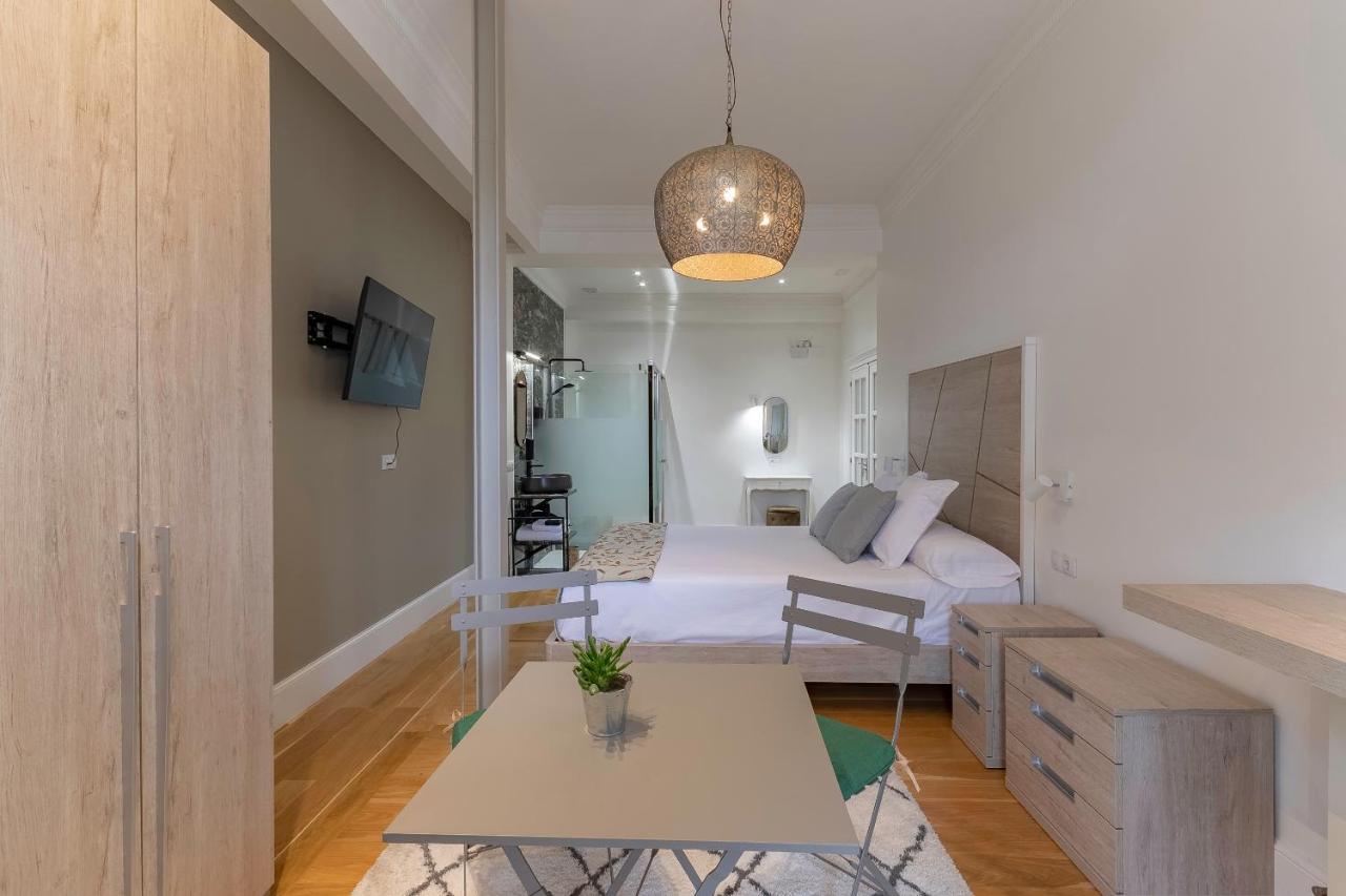 Habitación en casa particular Plaza Nueva 8 *