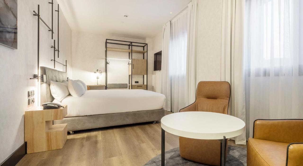 Hotel Ilunion San Mames 4*