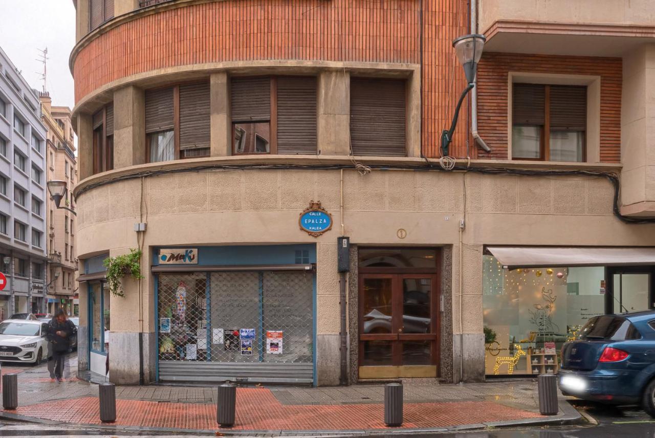 Apartamento Encanto Y Confort En Calle Epalza - Tu Familia En El Corazon De Bilbao
