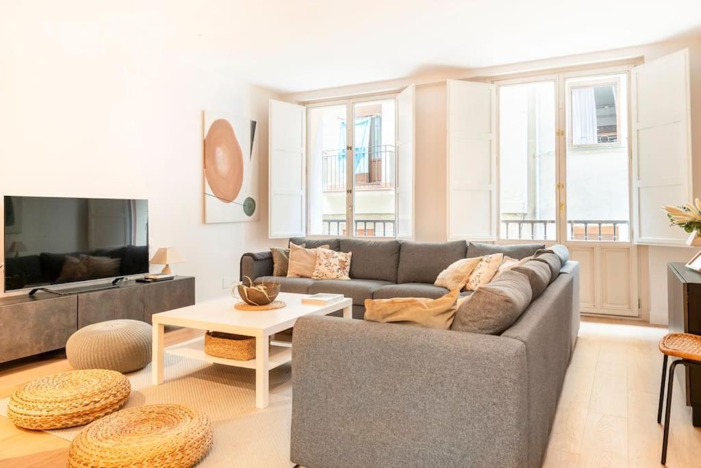 Ot 5 Bedrooms 4 Bathrooms Luxury In Old Town