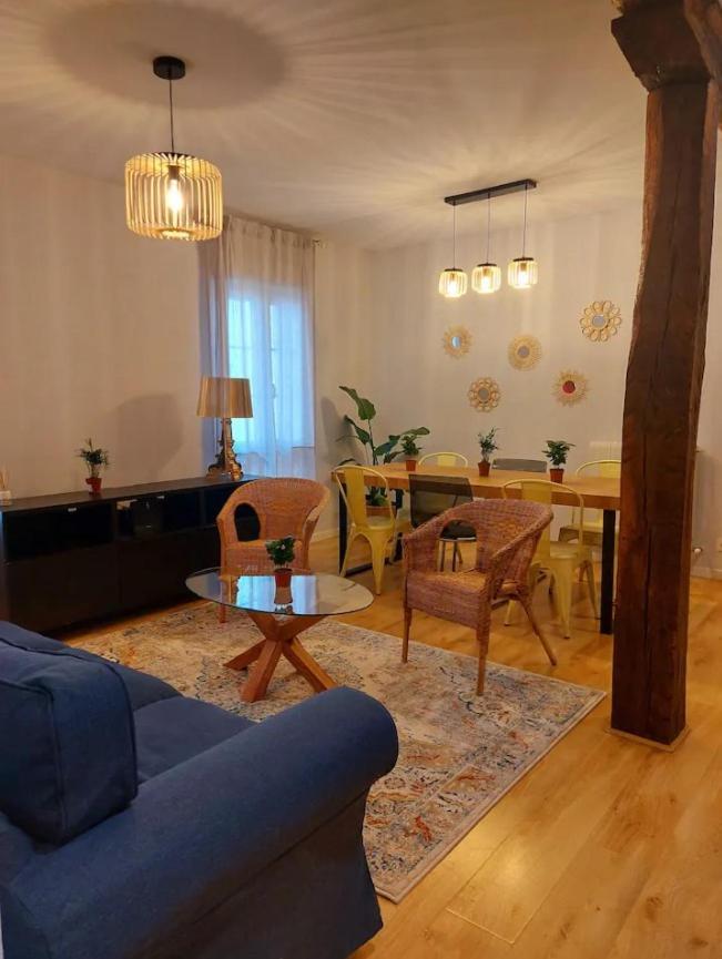Habitación en casa particular En Con Zonas Comunes Compartida Hn *