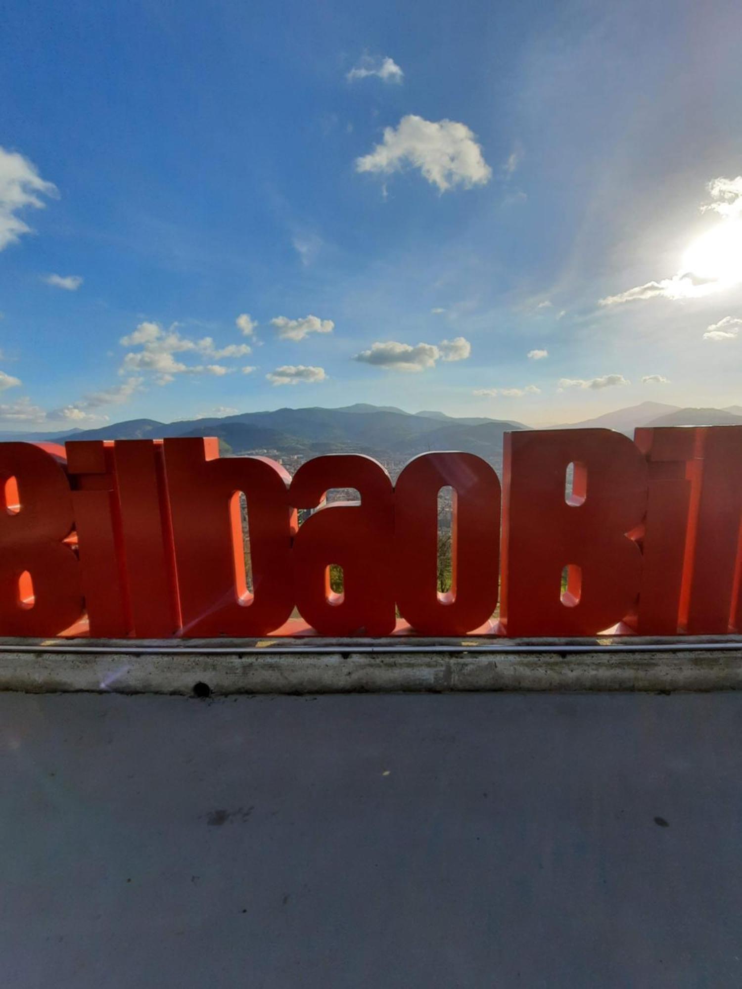 Apartamento Bilbao, A Un Paso. *