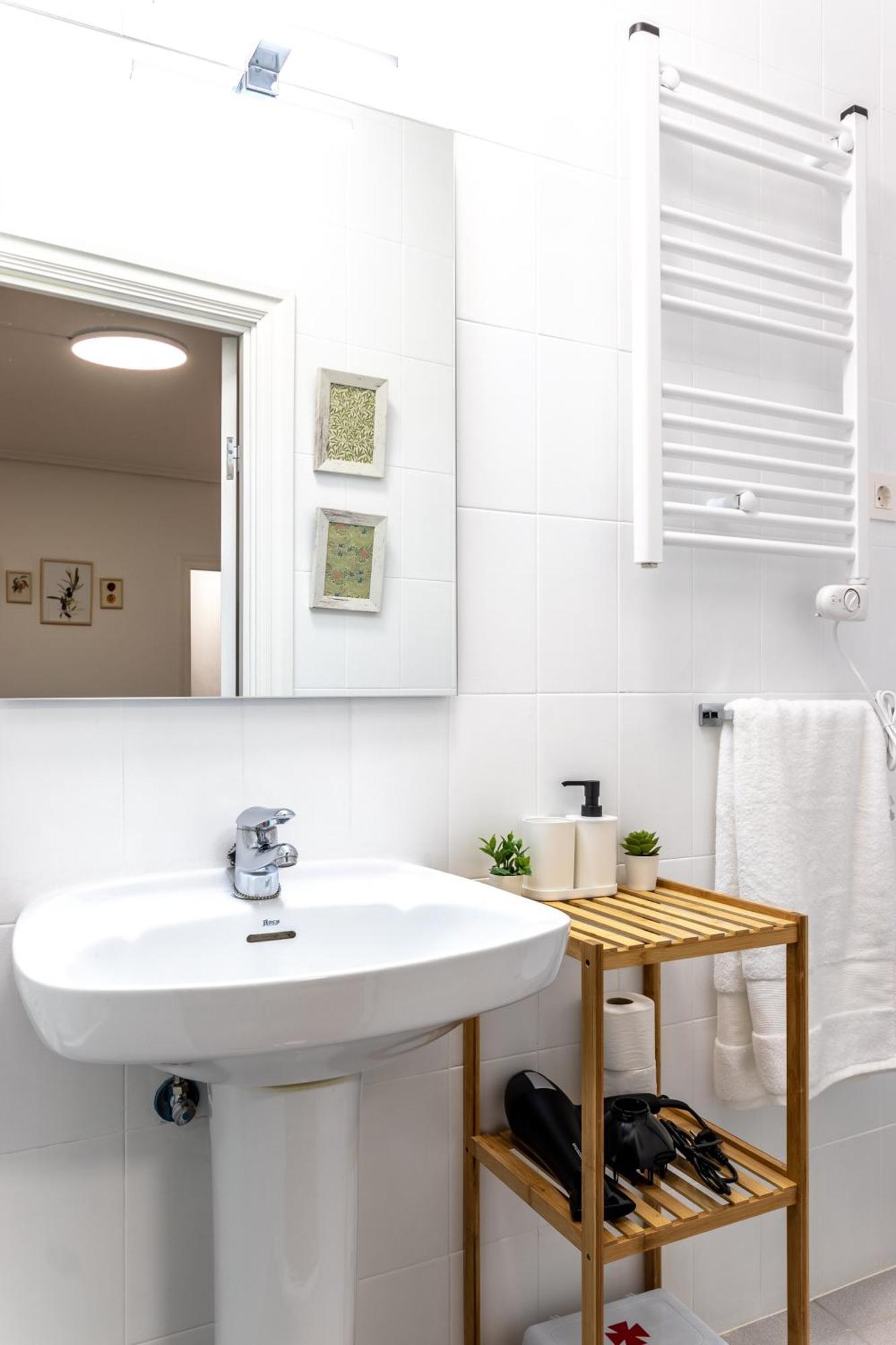 Apartamento 1 Parada Al Casco Viejo, 1 Min En Metro - Santutxu