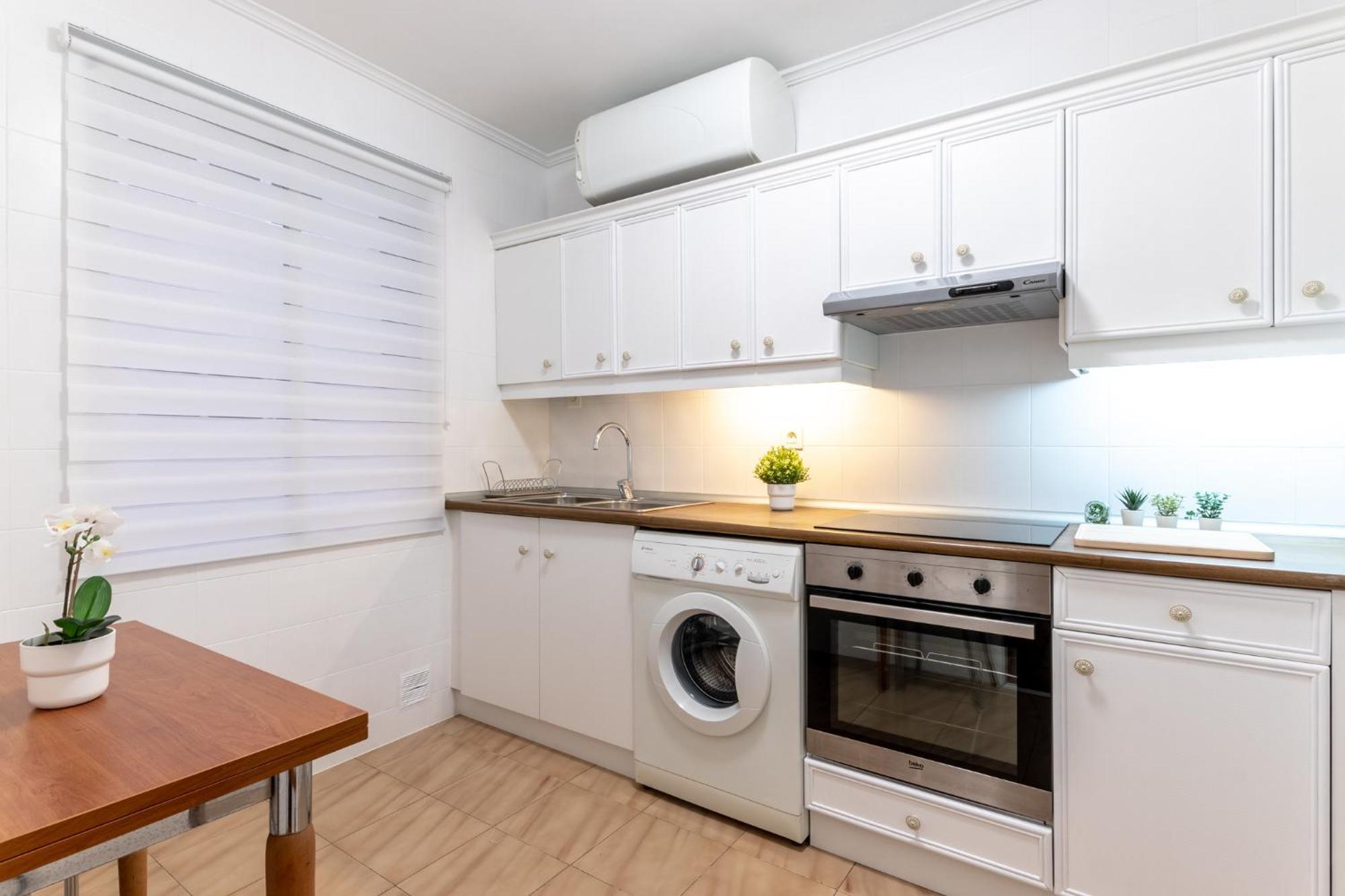 Apartamento 1 Parada Al Casco Viejo, 1 Min En Metro - Santutxu *